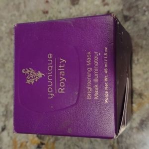 Younique Royalty Brightening Mask